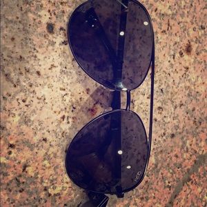 Quay Australia Vivienne sunglasses